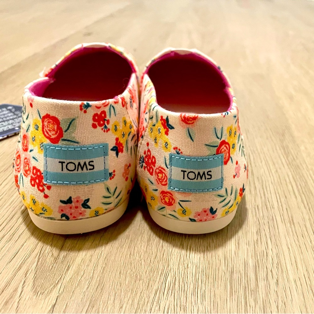 Toms 💐